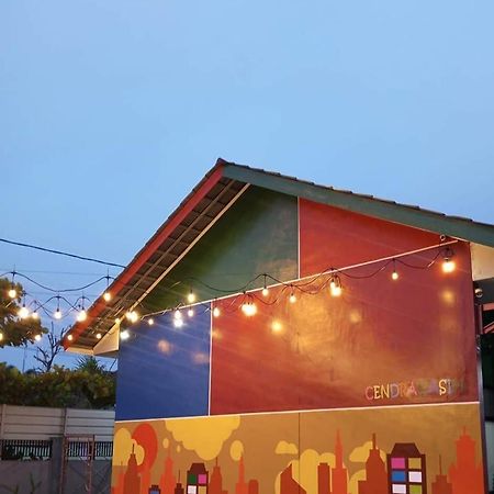 Cendrawasih Syariah Homestay Bandar Lampung Exterior foto