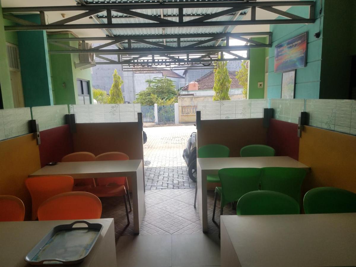 Cendrawasih Syariah Homestay Bandar Lampung Exterior foto